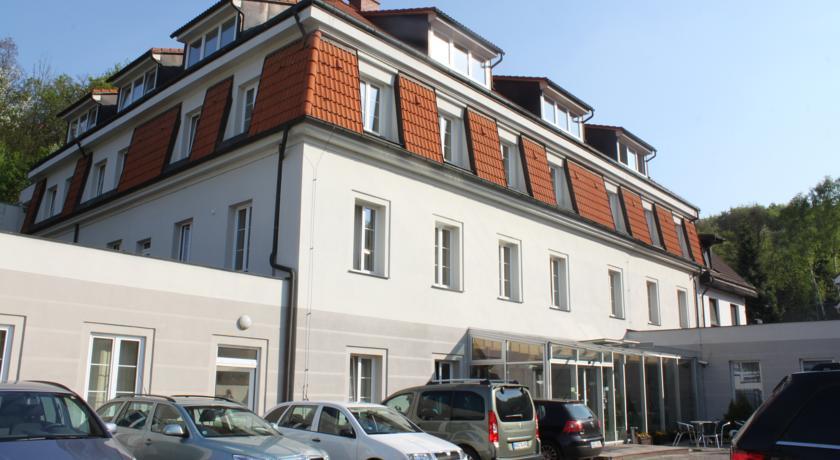 Hotel Popelka Praga Exterior foto